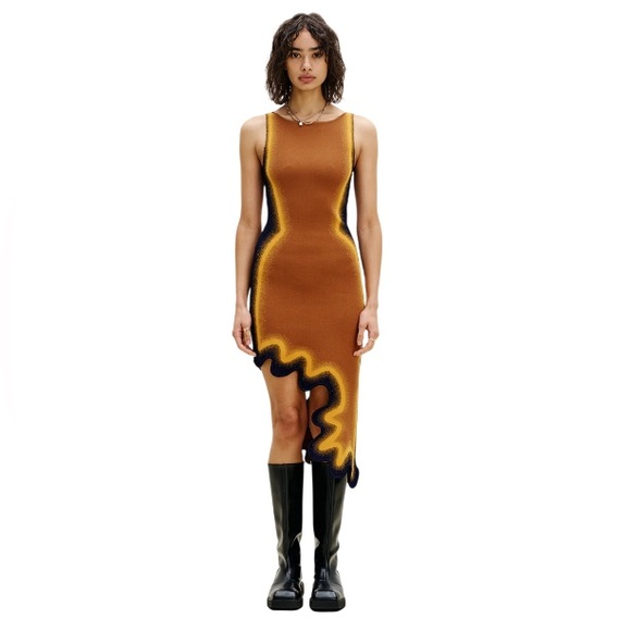 PH5 Aster Reversible Asymmetric Wavy Dress - Picture 2 of 9